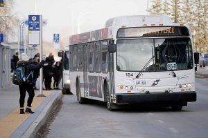 Advocates decry proposed Winnipeg Transit service cuts - Winnipeg Free Press