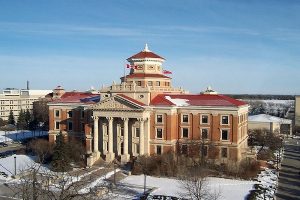 University of Manitoba (U of M): Rankings, Fees, Courses, Admission 2021,  Eligibility & Scholarships
